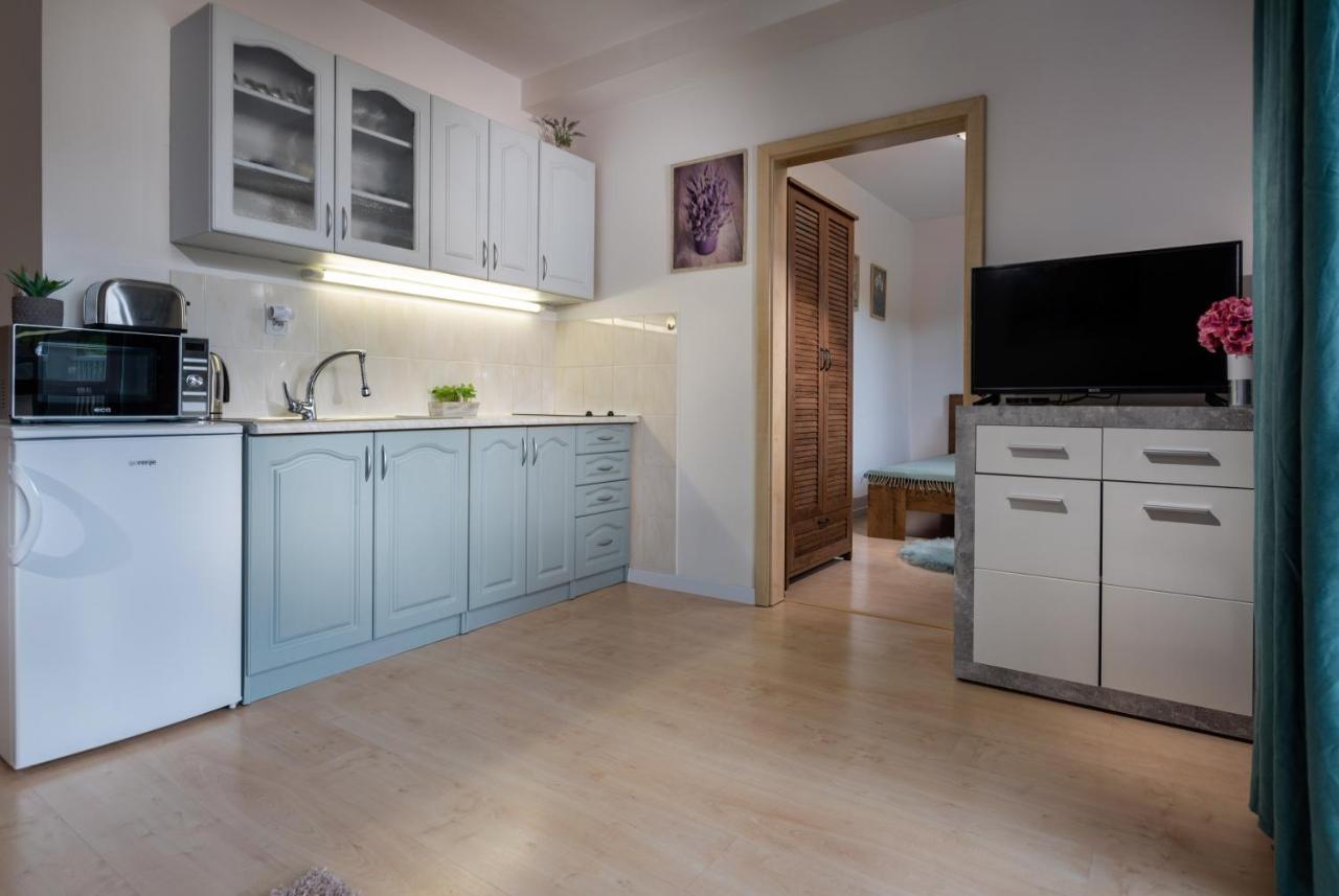 Apartman SIESTA*** Liptovsky Mikulas Bagian luar foto