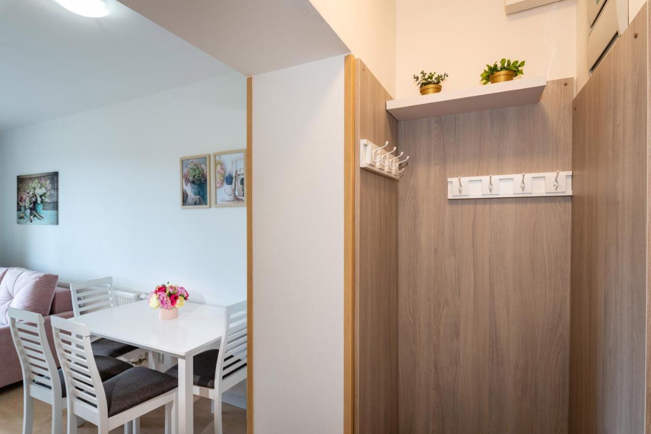 Apartman SIESTA*** Liptovsky Mikulas Bagian luar foto